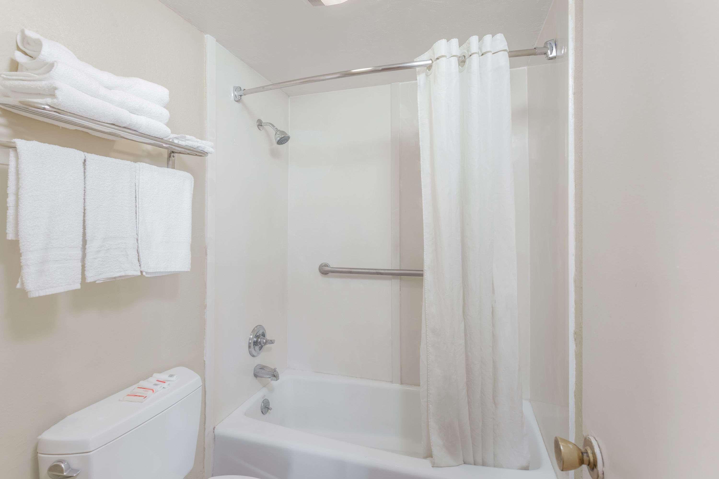 Travelodge By Wyndham Victorville Εξωτερικό φωτογραφία